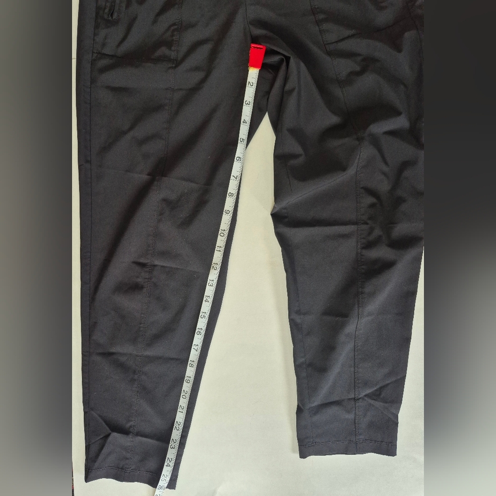 Lou & Grey Pants Black Athletic Jogger Size XS - Picture 8 of 8